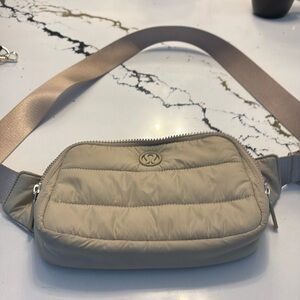 Lululemon Everywhere Belt Bag Large 2L Wunder Puff